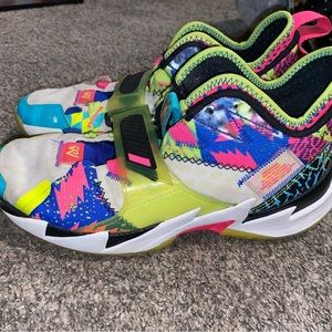 Women’s size 9 JORDAN why not